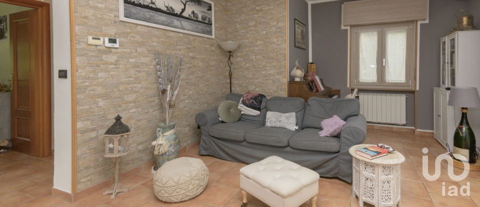 Casa indipendente 6 locali di 126 m² in Ceres (10070)