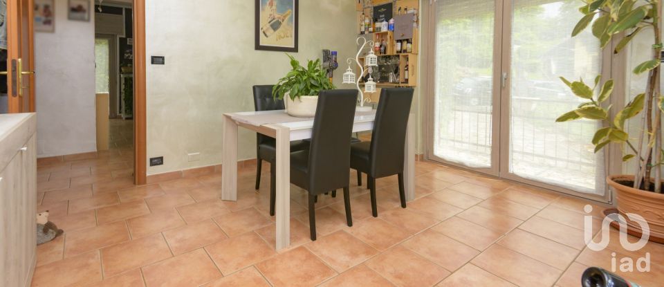 Casa indipendente 6 locali di 126 m² in Ceres (10070)