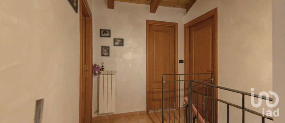 Casa indipendente 6 locali di 126 m² in Ceres (10070)