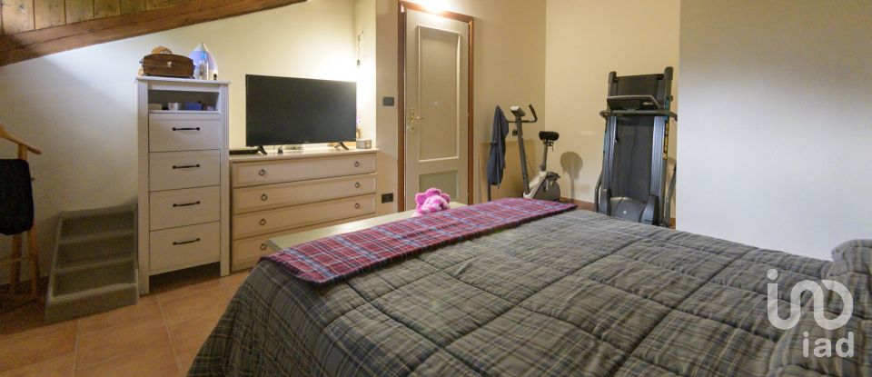 Casa indipendente 6 locali di 126 m² in Ceres (10070)