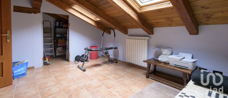 Casa indipendente 6 locali di 126 m² in Ceres (10070)