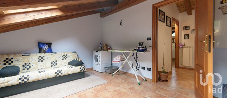 Casa indipendente 6 locali di 126 m² in Ceres (10070)