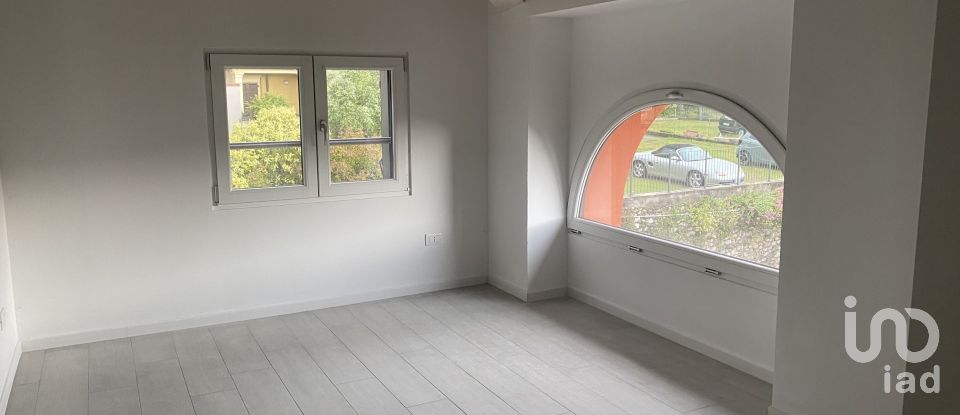 Three-room apartment of 125 m² in Salò (25087)