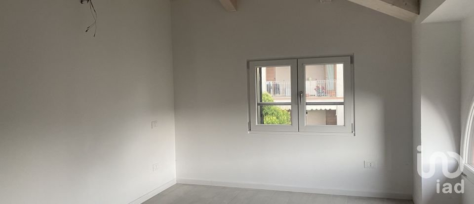 Three-room apartment of 125 m² in Salò (25087)