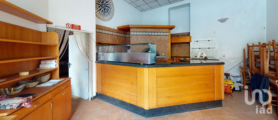 Negozio / locale commerciale di 127 m² in Arenzano (16011)