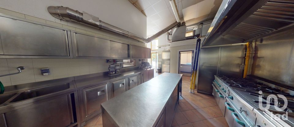 Negozio / locale commerciale di 127 m² in Arenzano (16011)