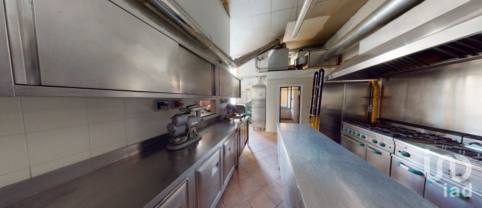 Negozio / locale commerciale di 127 m² in Arenzano (16011)