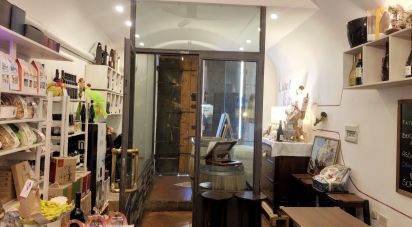 Negozio / locale commerciale di 38 m² in Cagli (61043)