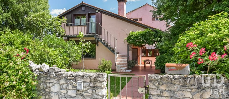 Rustico 15 locali di 975 m² in Montegalda (36047)