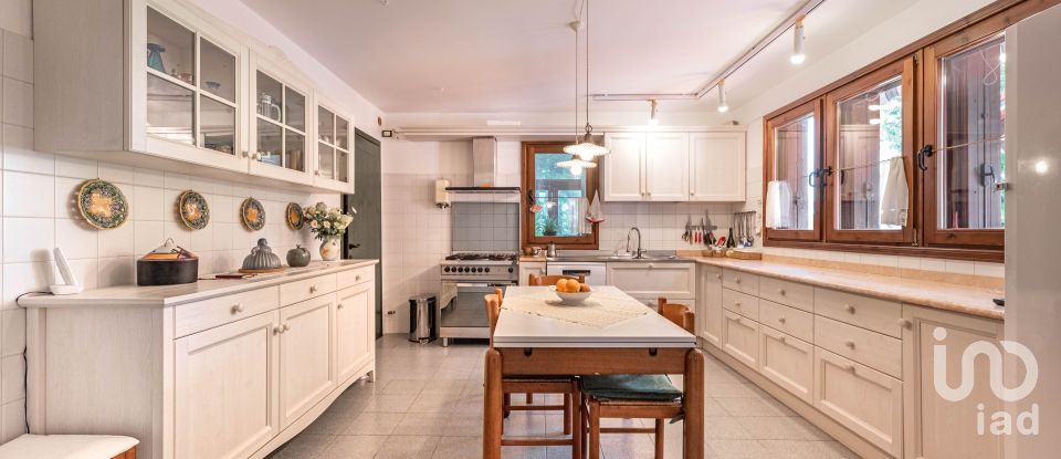 Rustico 15 locali di 975 m² in Montegalda (36047)