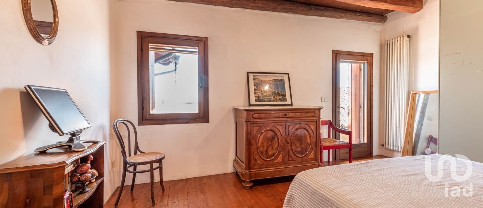 Rustico 15 locali di 975 m² in Montegalda (36047)