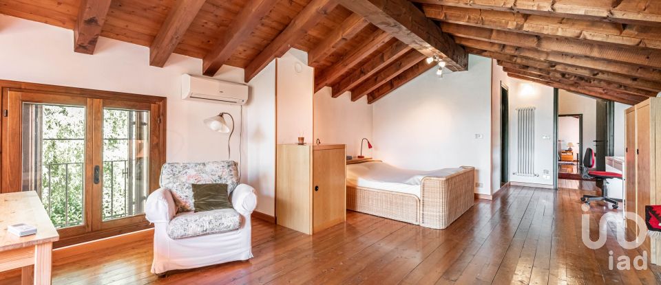 Rustico 15 locali di 975 m² in Montegalda (36047)