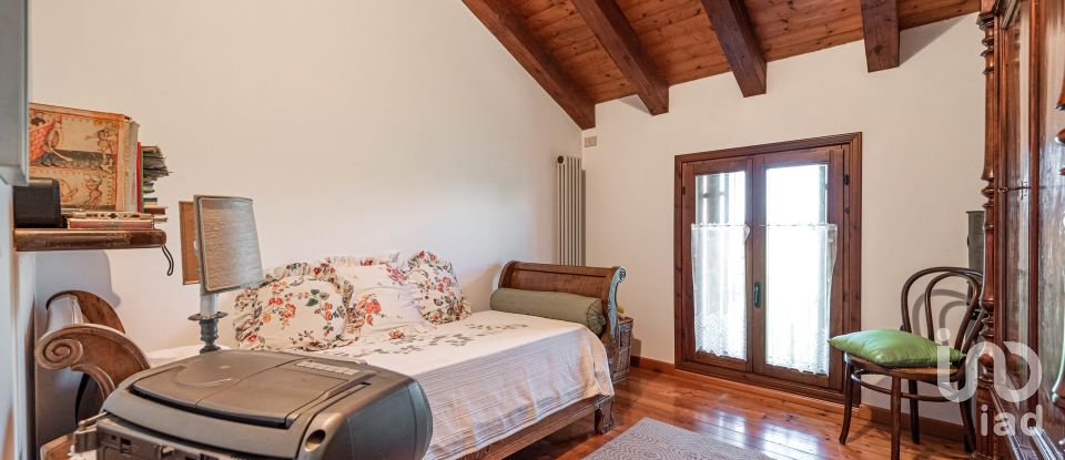 Rustico 15 locali di 975 m² in Montegalda (36047)