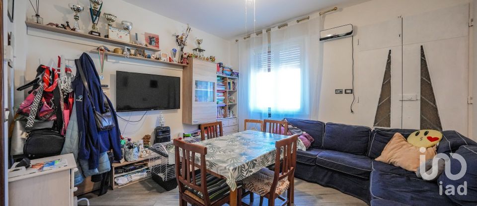 House 6 rooms of 86 m² in Argenta (44011)