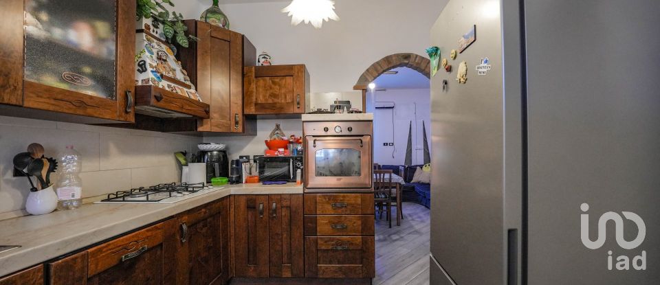 House 6 rooms of 86 m² in Argenta (44011)