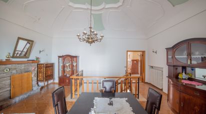 Apartment 7 rooms of 270 m² in Mondolfo (61037)