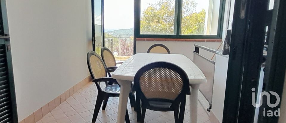 Appartamento 6 locali di 84 m² a Celle Ligure (17015)