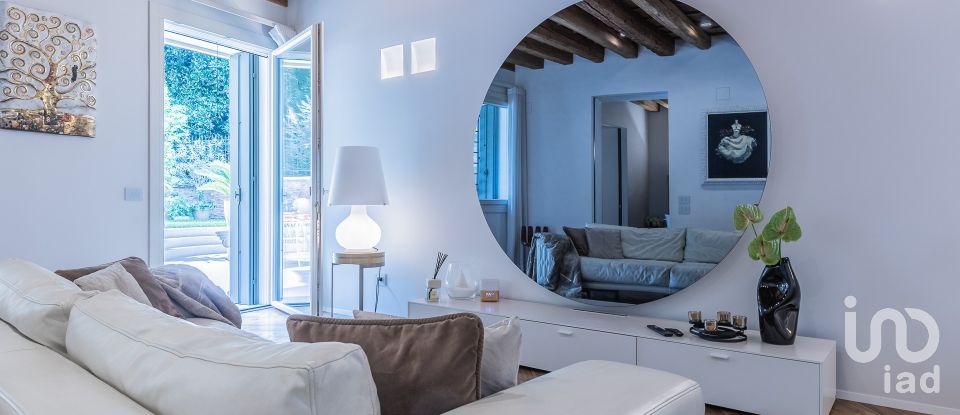 Casa indipendente / Villa 8 locali di 496 m² in Vicenza (36100)