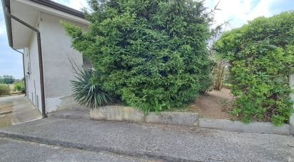 House boat 6 rooms of 170 m² in Ceregnano (45010)