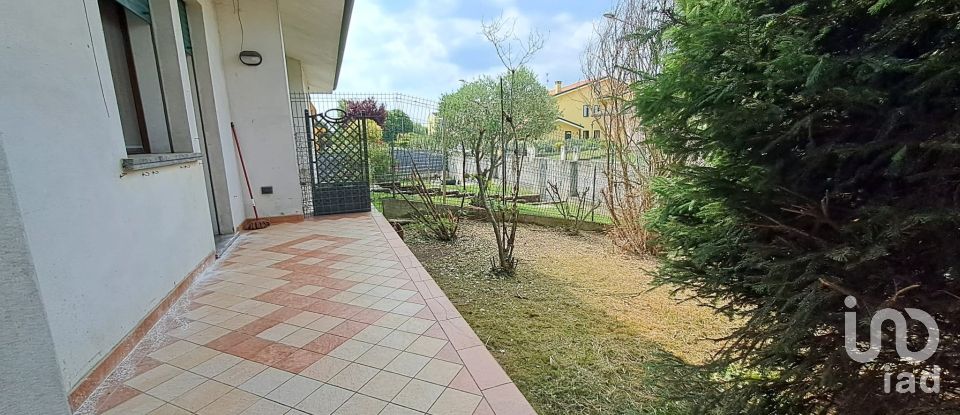 House boat 6 rooms of 170 m² in Ceregnano (45010)