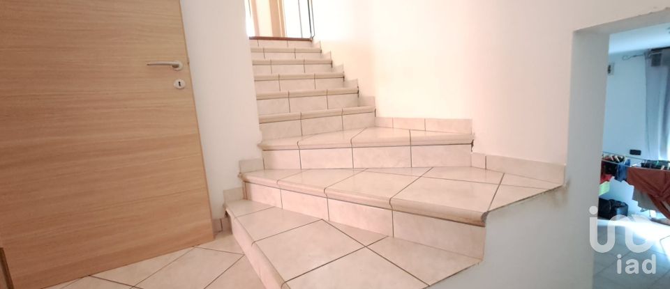 House boat 6 rooms of 170 m² in Ceregnano (45010)