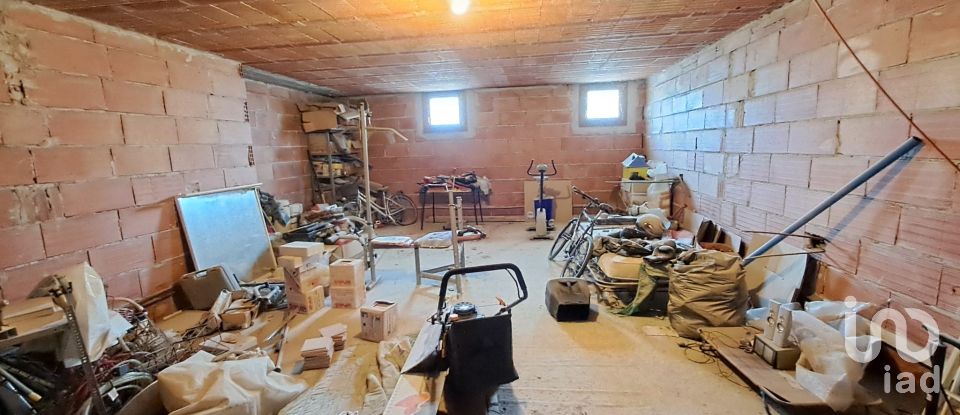 House boat 6 rooms of 170 m² in Ceregnano (45010)