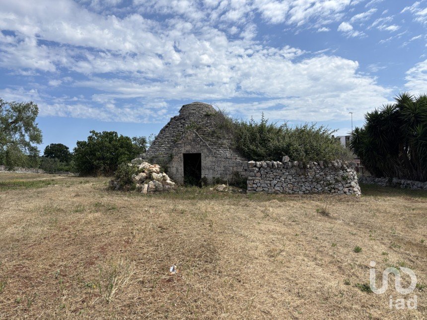 Trullo 2 locali di 60 m² in Cisternino (72014)