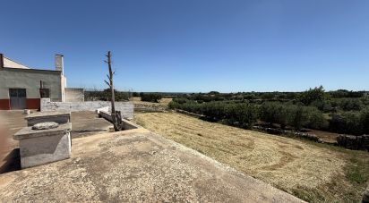 Casale 13 locali di 200 m² in Martina Franca (74015)