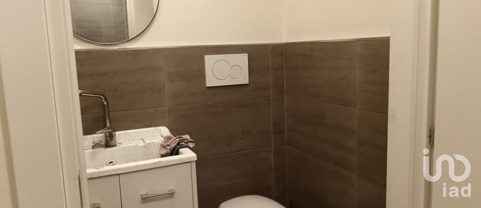 Negozio / locale commerciale di 40 m² in Milano (20144)