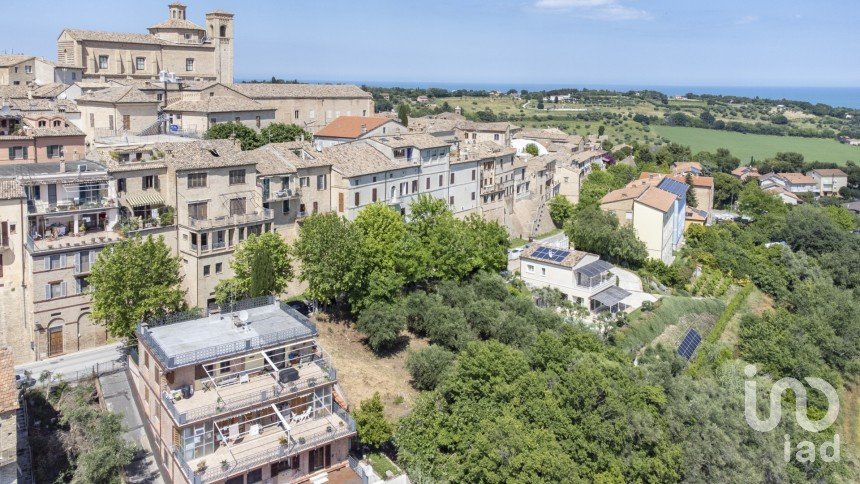 Casa indipendente / Villa 6 locali di 135 m² in Civitanova Marche (62012)