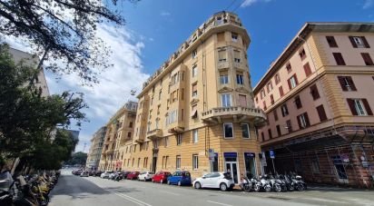 Laboratorio di 483 m² in Genova (16122)