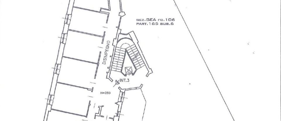 Laboratorio di 483 m² in Genova (16122)