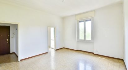 Bilocale di 73 m² a Meda (20821)