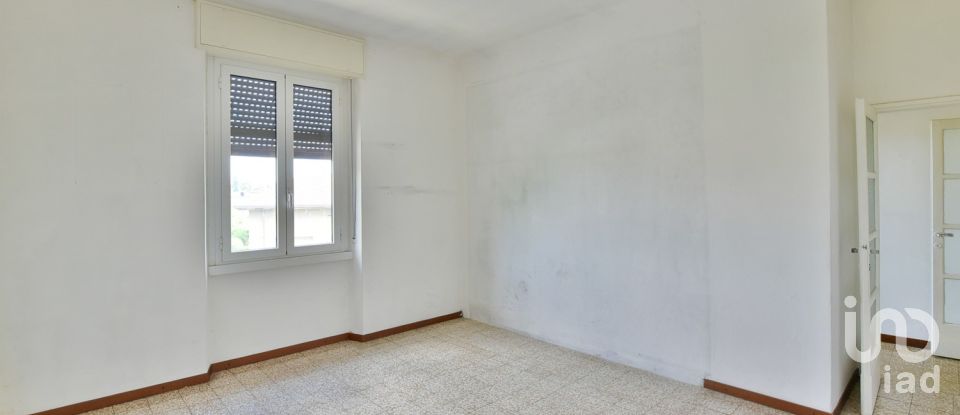 Bilocale di 73 m² a Meda (20821)