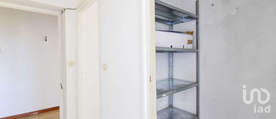 Bilocale di 73 m² a Meda (20821)