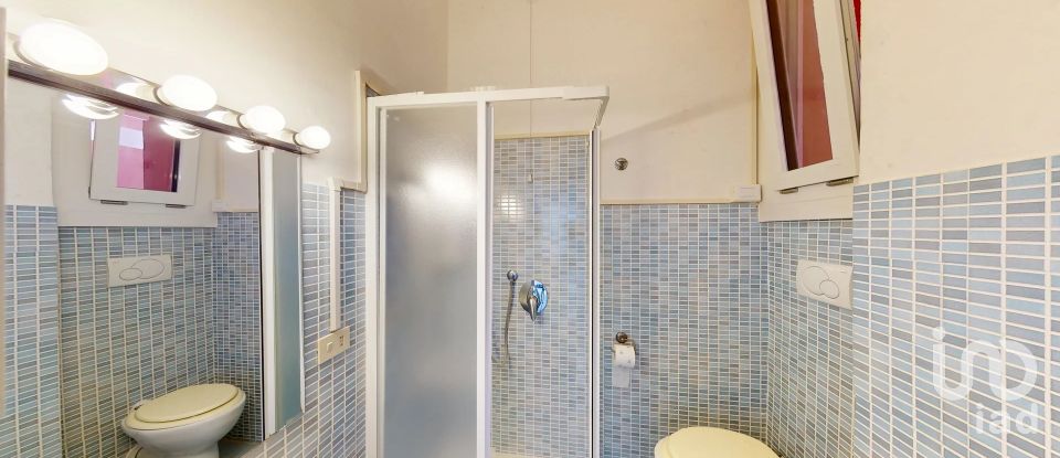 Appartamento 9 locali di 204 m² a Arenzano (16011)