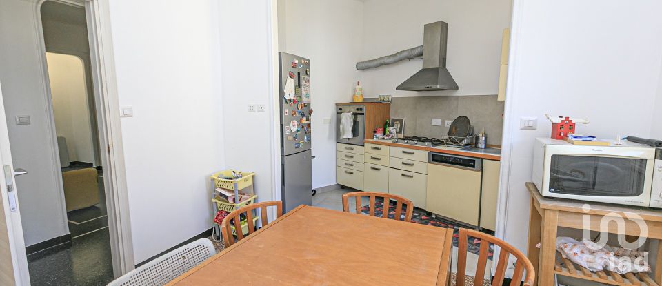 Trilocale di 82 m² a Genova (16131)