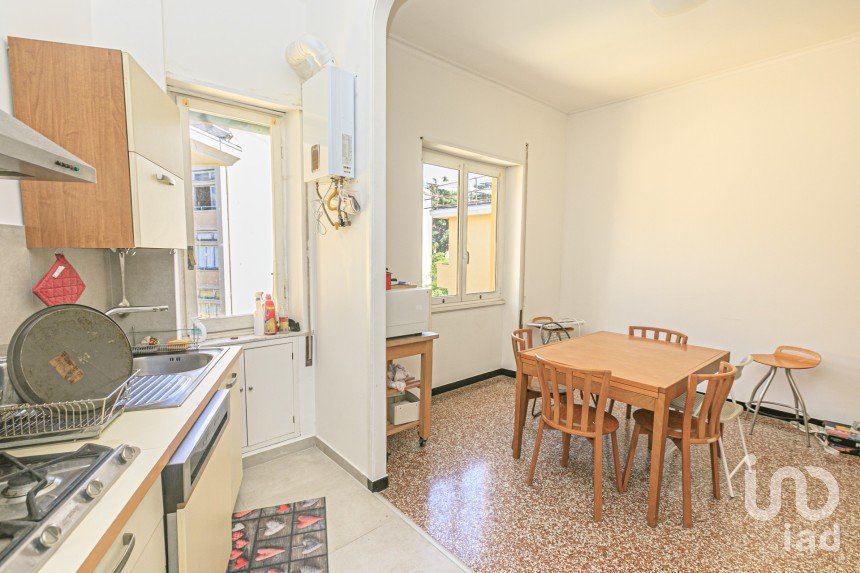 Trilocale di 82 m² a Genova (16131)