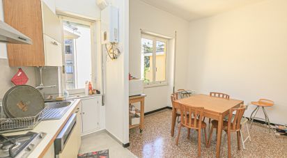 Three-room apartment of 82 m² in Genova (16131)