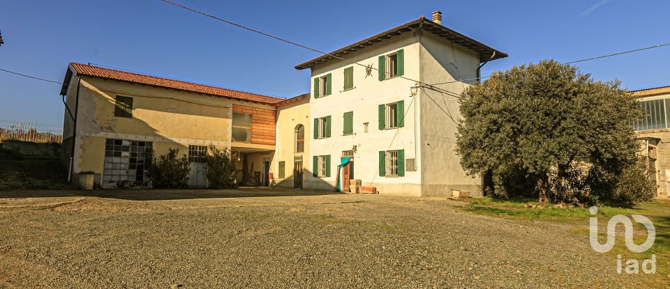 Casa indipendente 10 locali di 300 m² in Carpeneto (15071)