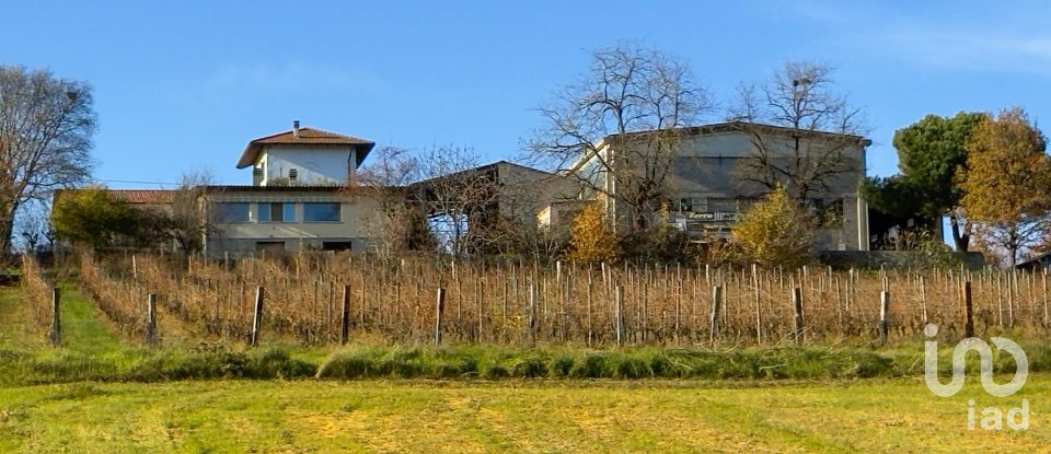 Casa indipendente 10 locali di 300 m² in Carpeneto (15071)