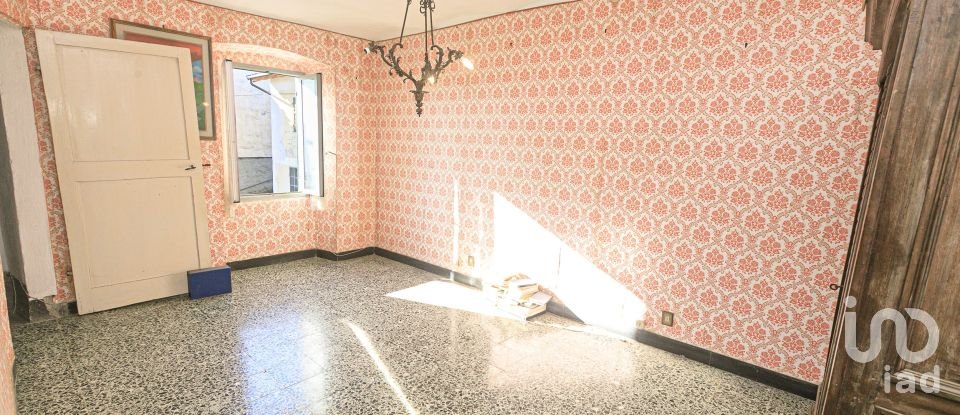 Casa indipendente 10 locali di 300 m² in Carpeneto (15071)