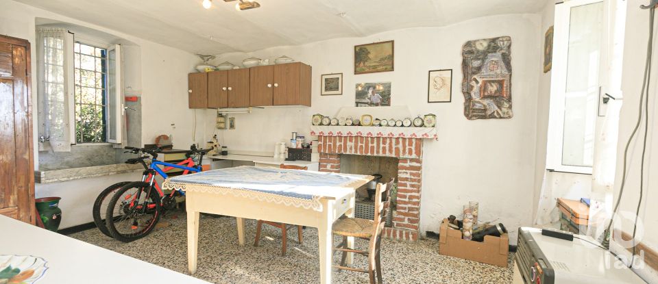 Casa indipendente 10 locali di 300 m² in Carpeneto (15071)