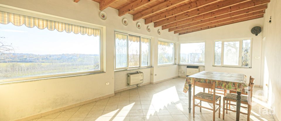 Casa indipendente 10 locali di 300 m² in Carpeneto (15071)