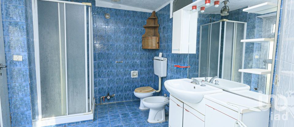 Casa indipendente 10 locali di 300 m² in Carpeneto (15071)