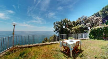 Appartamento 6 locali di 120 m² a Arenzano (16011)