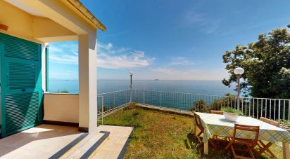 Appartamento 6 locali di 120 m² a Arenzano (16011)