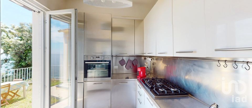 Apartment 6 rooms of 120 m² in Arenzano (16011)