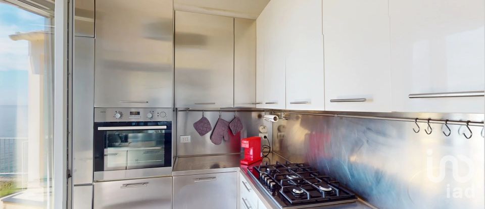 Apartment 6 rooms of 120 m² in Arenzano (16011)