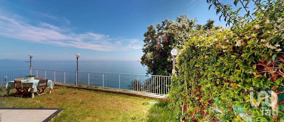 Apartment 6 rooms of 120 m² in Arenzano (16011)